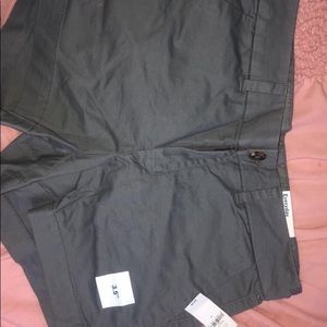 Old navy mid rise shorts (gray)